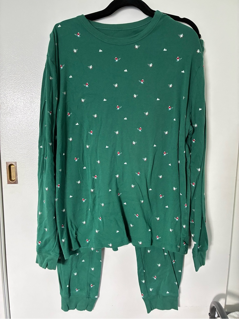 Adult Green Long Sleeve Holiday Pajama Set